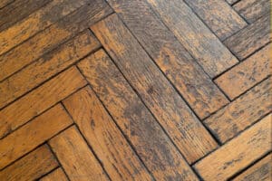 Parquet abime mayenne, la baule