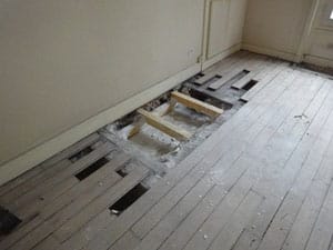Parquet massif cassé, Mayenne, la baule