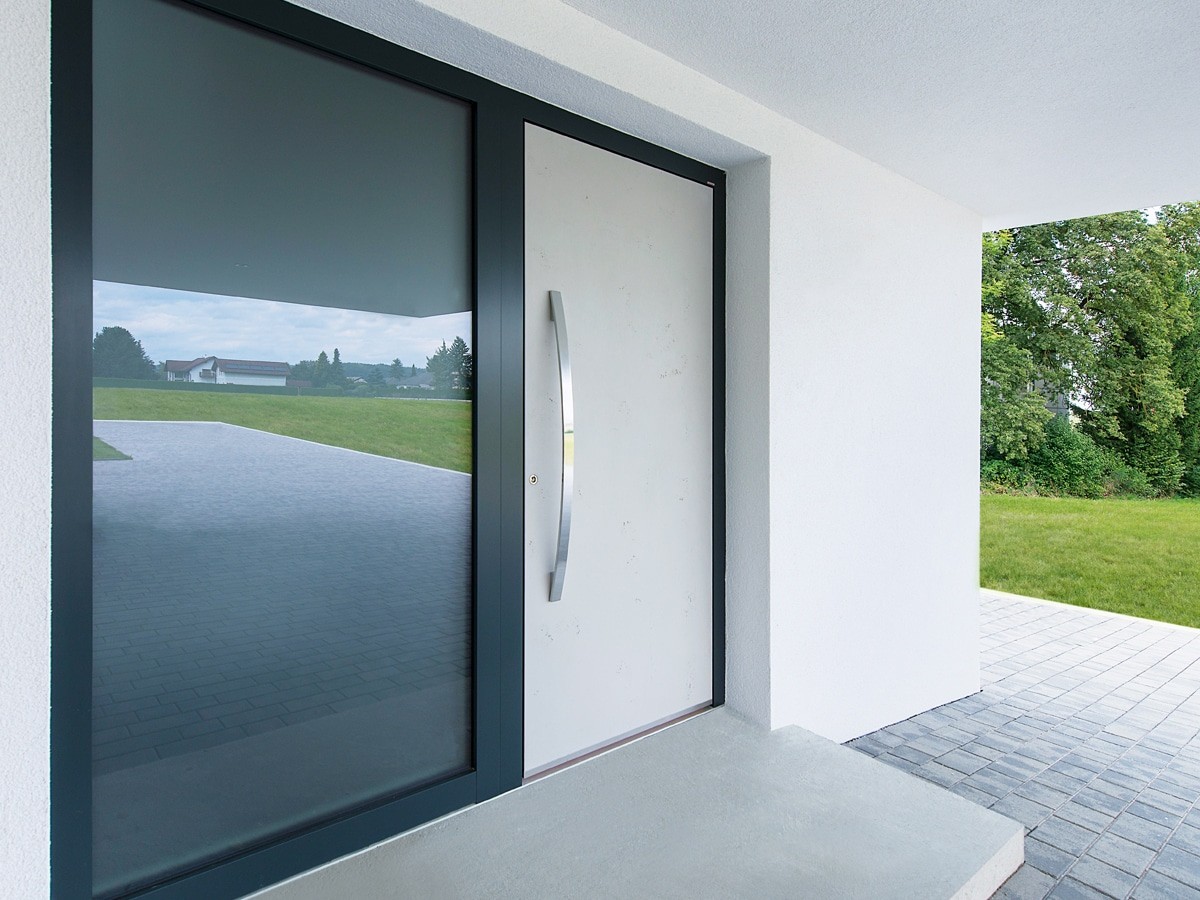 Portes d’entrée sur mesure à Mayenne, Laval et La Baule