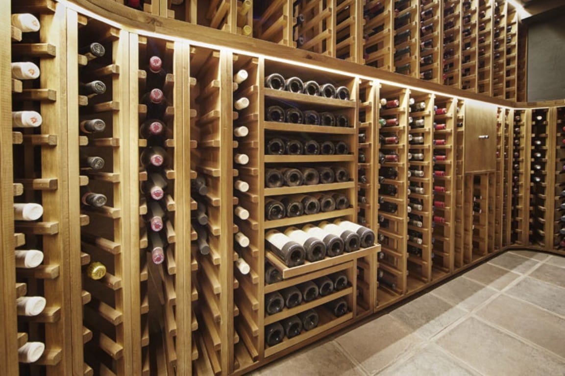 Votre Cave à Vin sur Mesure en Bois Massif à Mayenne, Laval et La Baule Escoublac