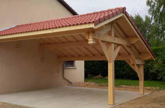 Carport avec tuiles et charpente traditionnelles - Mayenne