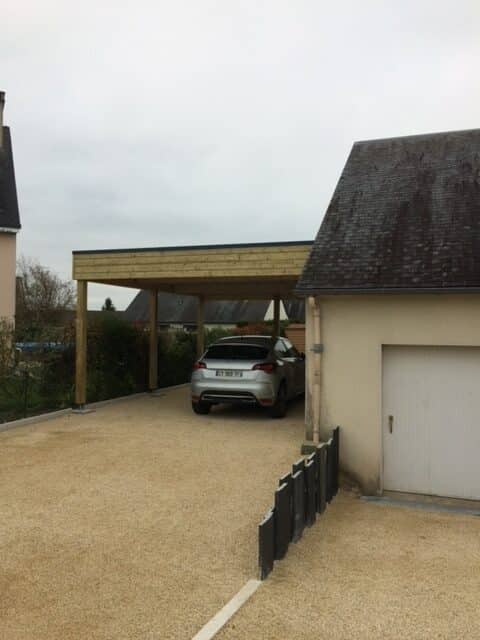 Carport toit plat à Aron Mayenne