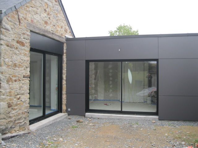 extension en ossature bois avec bardage et revêtement composite sans entretien - mayenne