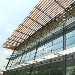 brise soleil protection solaire horizontale Mayenne