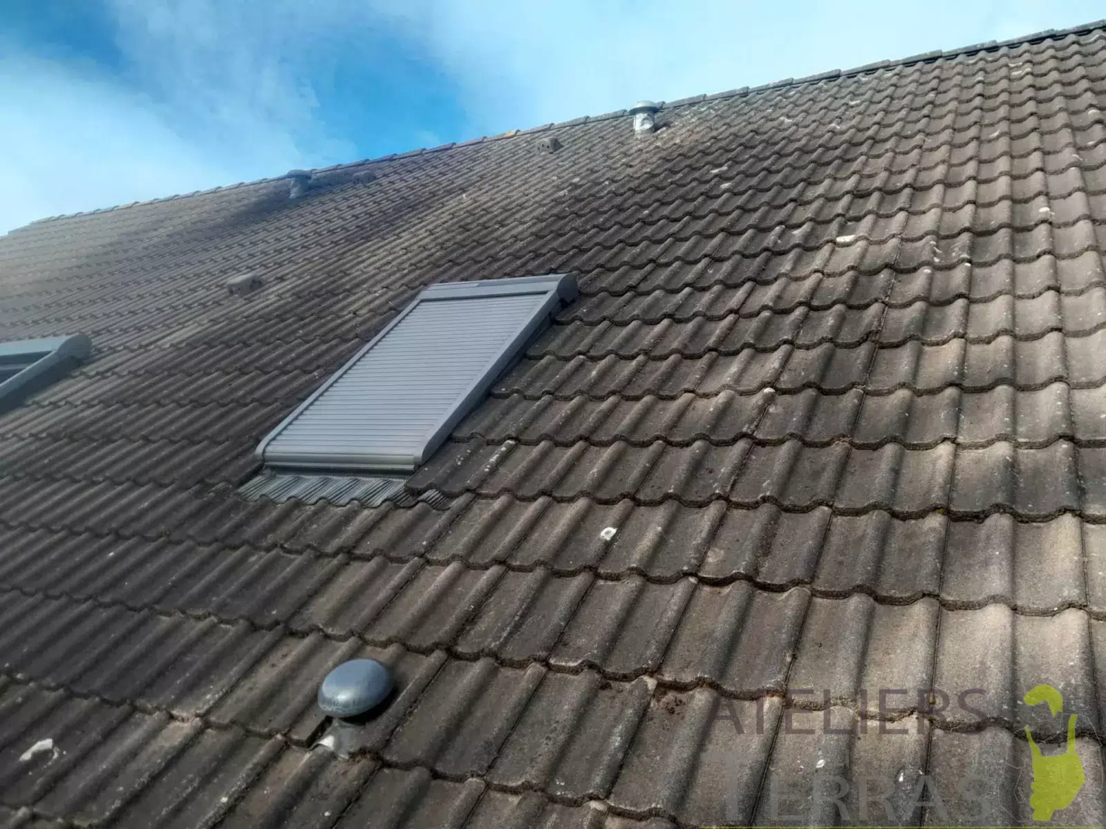 Nettoyage de toiture et démoussage Mayenne