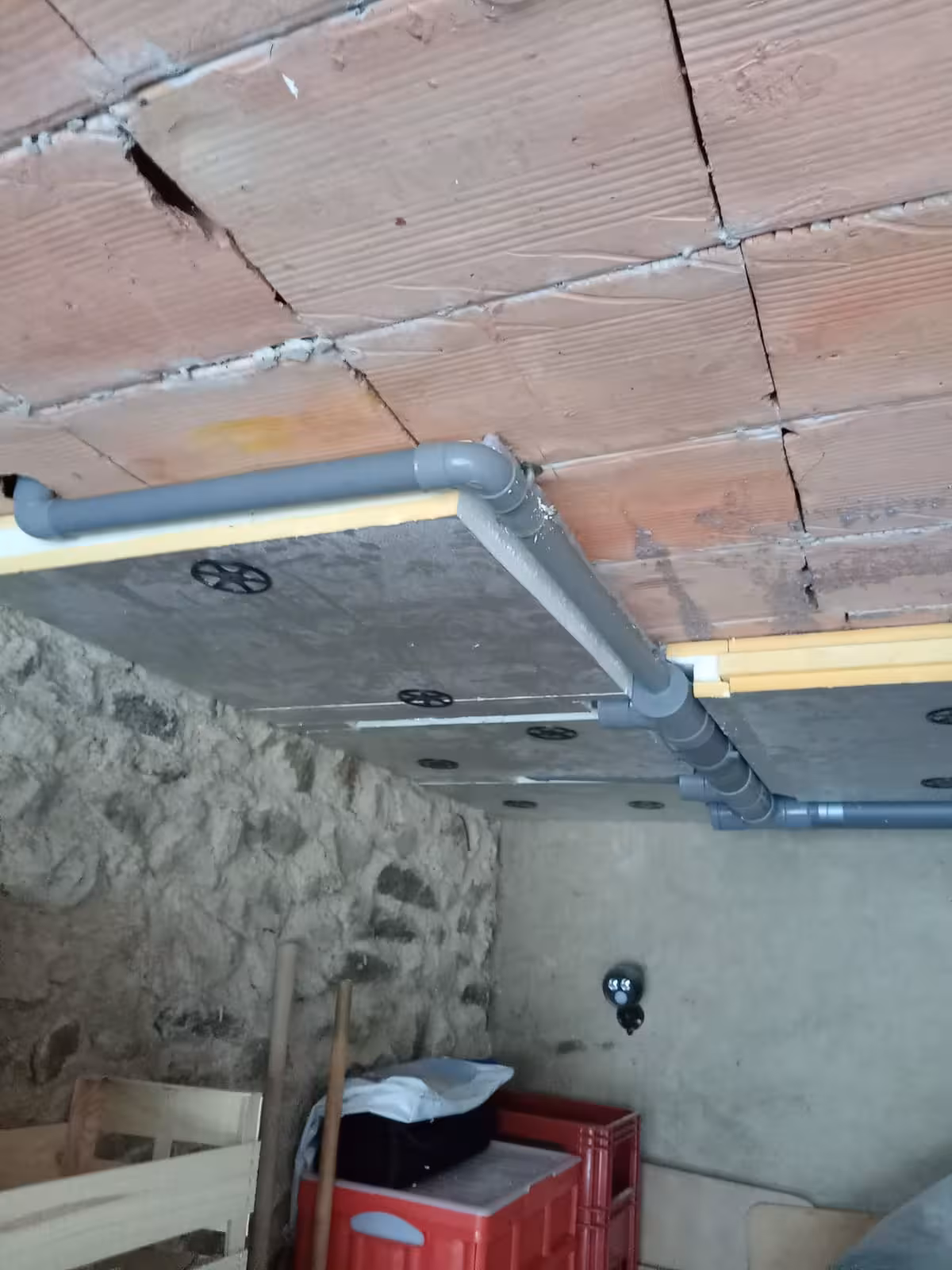 Isolation de plancher : Techniques efficaces pour réduire les déperditions thermiques